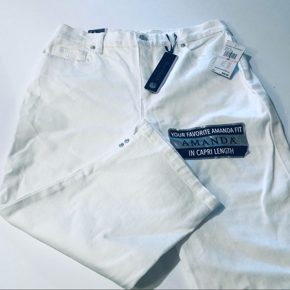 Gloria Vanderbilt Amanda White Capris size 10 P